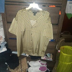 House of Harlow 1960 Yellow and Black Patterned Short Sleeve Blouse